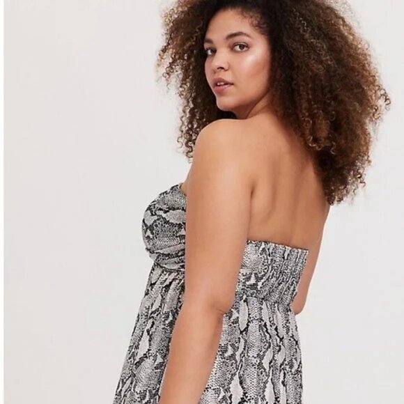 Torrid Womens Strapless Top Plus Size 5X Snakeskin Empire Lined Stretch Tube - Picture 3 of 9